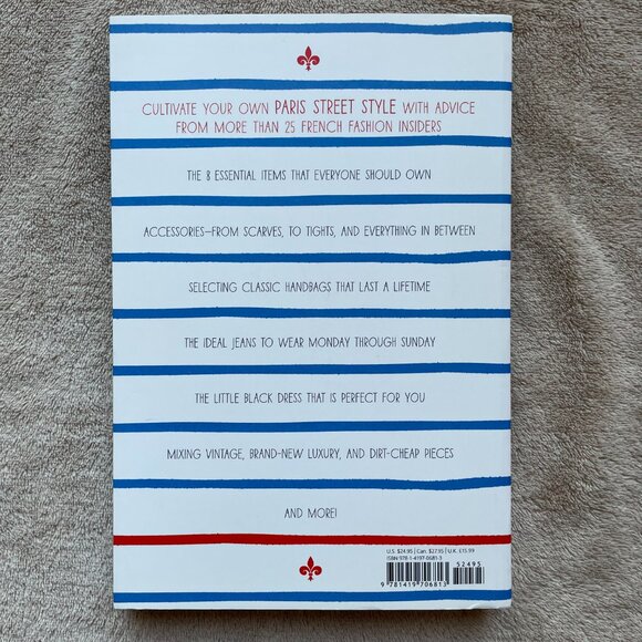 Paris Street Style: A Guide to Effortless Chic - Picture 2 of 4